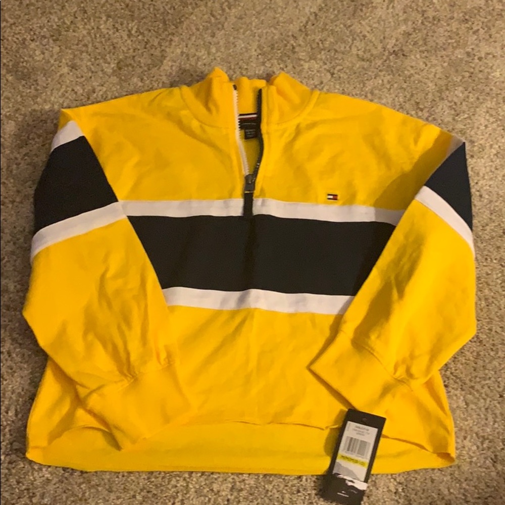 NWT Tommy Hilfiger girls sweatshirt size 8/10